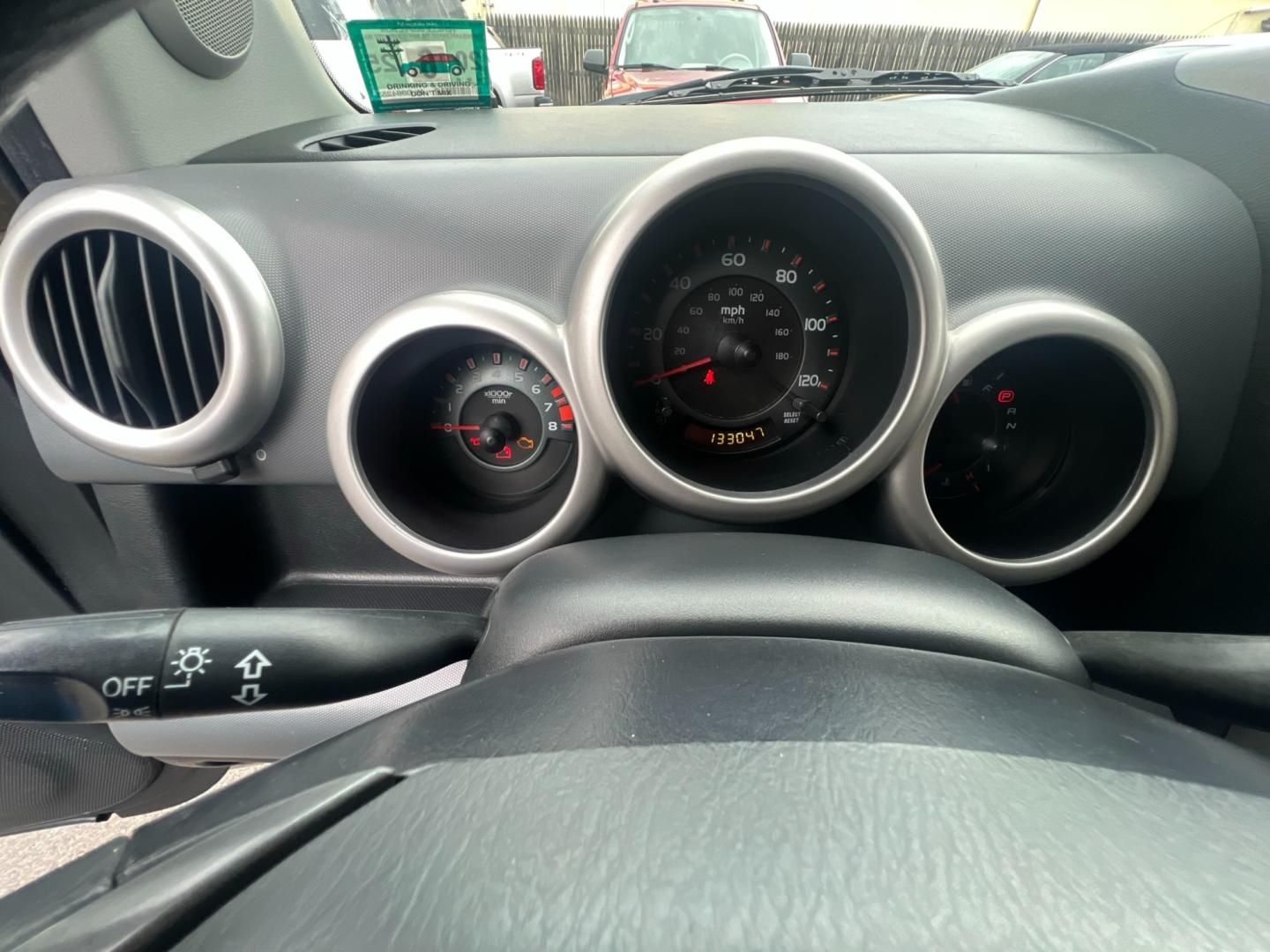 2005 Beige /Gray Honda Element EX 4WD 4-spd AT (5J6YH286X5L) with an 2.4L L4 DOHC 16V engine, 4 Speed Automatic Overdrive transmission, located at 1018 Brunswick Ave, Trenton, NJ, 08638, (609) 989-0900, 40.240086, -74.748085 - Wow, This Element is Super Clean and runs like new! An absolute must see and drive to appreciate this rare Honda!! - Photo#18